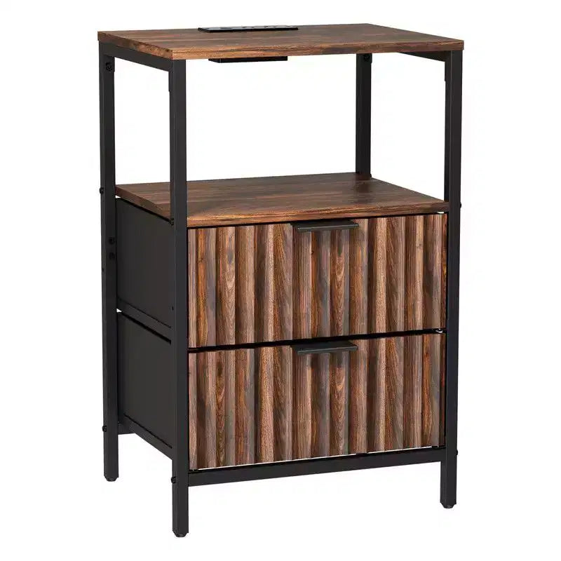 Comodino singolo marrone con 2 cassetti e 1 ripiano, con presa elettrica